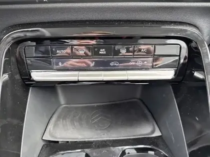 Photo 13 Citroën C3  1.2 Hybride 100ch MAX