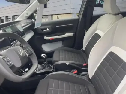 Photo 8 Citroën C3  1.2 Turbo 100ch MAX