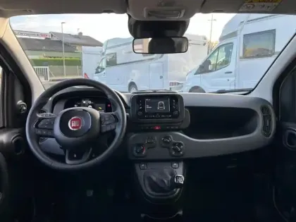 Photo 1 Fiat Panda  Classic 1.0 70ch BSG S&S Icône Step 2