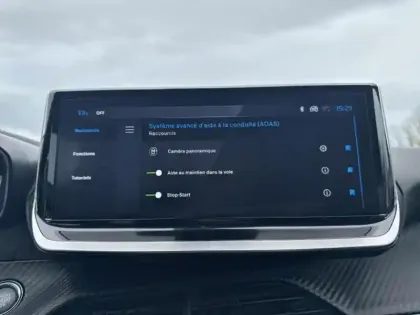 Photo 14 Peugeot 2008  1.2 Hybrid 136ch Allure e-DCS6