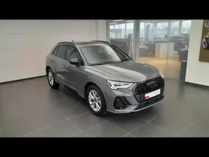 Photo 17 Audi Q3  35 TFSI 150ch S line plus S tronic 7
