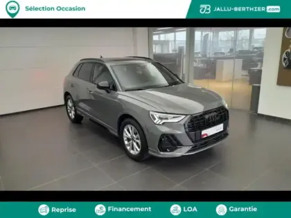 Photo 2 Audi Q3  35 TFSI 150ch S line plus S tronic 7