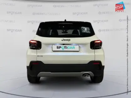 Photo 6 Jeep Avenger  1.2 Turbo T3 110ch MHEV Altitude BVR6 eHybrid