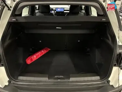 Photo 13 Jeep Avenger  1.2 Turbo T3 110ch MHEV Altitude BVR6 eHybrid