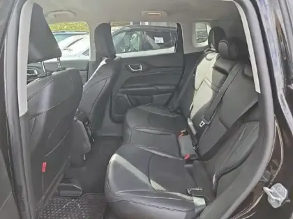 Photo 9 Jeep Compass  1.3 Turbo T4 240ch PHEV 4xe Trailhawk AT6 eAWD