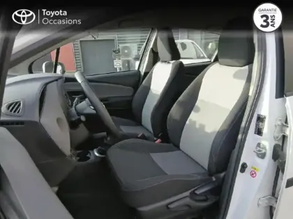 Photo 11 Toyota Yaris  70 VVT-i France Connect 5p MY19