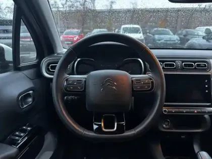 Photo 8 Citroën C3  1.2 PureTech 83ch S&S Shine Pack 123g