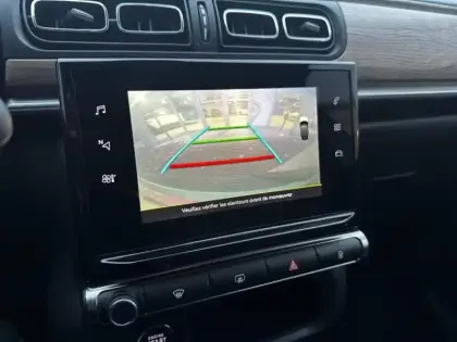 Photo 14 Citroën C3  1.2 PureTech 83ch S&S Shine Pack 123g