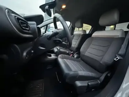 Photo 12 Citroën C3  1.2 PureTech 83ch S&S Shine Pack 123g