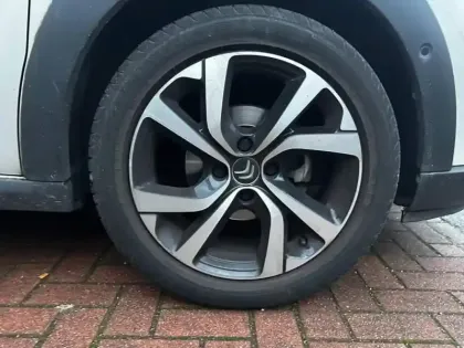 Photo 6 Citroën C3  1.2 PureTech 83ch S&S Shine Pack 123g