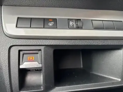 Photo 12 Citroën Jumpy  Fg M 2.0 BlueHDi 145ch S&S Cabine Approfondie Fixe EAT8