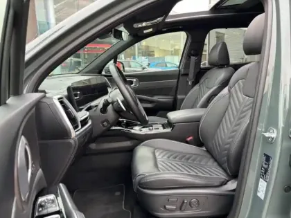 Photo 8 Kia Sorento  1.6 T-GDi 215ch HEV Premium 7 places