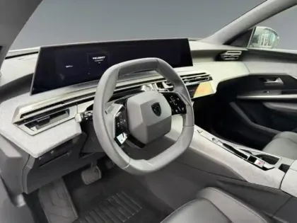 Photo 24 Peugeot 3008  1.2 Hybrid 136ch Allure e-DCS6