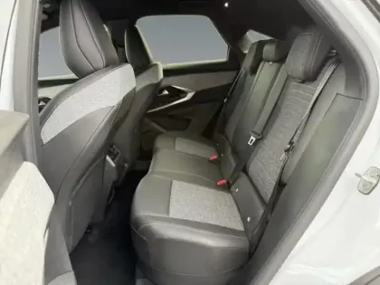 Photo 27 Peugeot 3008  1.2 Hybrid 136ch Allure e-DCS6