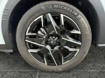 Photo 28 Peugeot 3008  1.2 Hybrid 136ch Allure e-DCS6