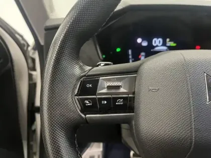 Photo 11 DS DS 4  E-TENSE 225ch Performance Line +