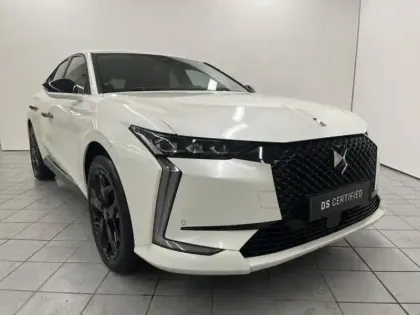 Photo 4 DS DS 4  E-TENSE 225ch Performance Line +