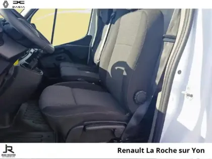 Photo 17 Renault Master  Fg F3300 L2H2 2.3 Blue dCi 135ch Confort Euro6E