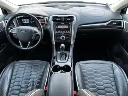 Photo 5 Ford Mondeo  SW 2.0 HYBRID 187ch Vignale BVA