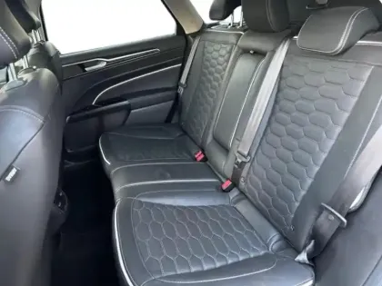 Photo 7 Ford Mondeo  SW 2.0 HYBRID 187ch Vignale BVA