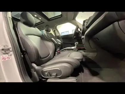 Photo 10 Mini Countryman  Cooper SE 125ch + 95ch Edition Premium Plus ALL4 BVA6