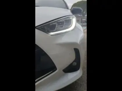 Photo 9 Toyota Yaris  130h Collection 5p MY25