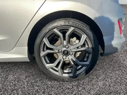 Photo 13 Ford Fiesta  1.0 EcoBoost 100ch Stop&Start ST-Line 5p