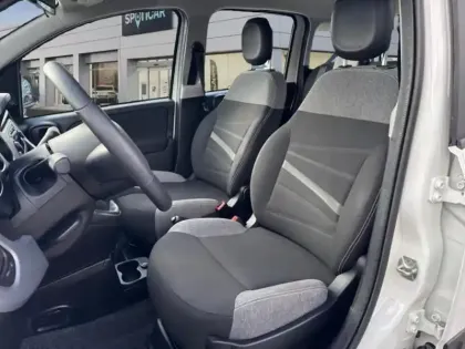 Photo 11 Fiat Panda  1.0 70ch BSG S&S City Life