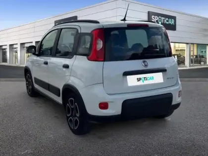 Photo 7 Fiat Panda  1.0 70ch BSG S&S City Life