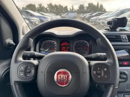 Photo 9 Fiat Panda  1.0 70ch BSG S&S City Life