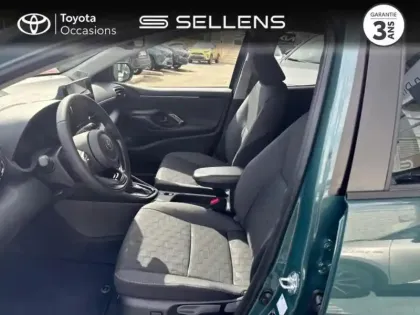 Photo 12 Toyota Yaris  116h Design 5p MY25