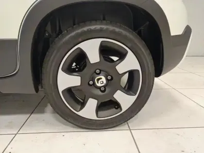 Photo 10 Fiat Panda  Classic 1.0 70ch BSG S&S Pandina