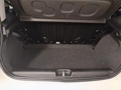 Photo 20 Fiat Panda  Classic 1.0 70ch BSG S&S Pandina