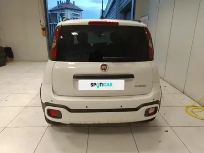 Photo 4 Fiat Panda  Classic 1.0 70ch BSG S&S Pandina