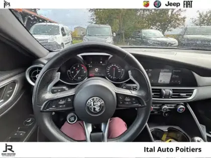 Photo 7 Alfa Romeo Giulia  2.2 JTD 190ch Sprint AT8 MY20