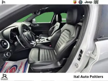 Photo 8 Alfa Romeo Giulia  2.2 JTD 190ch Sprint AT8 MY20