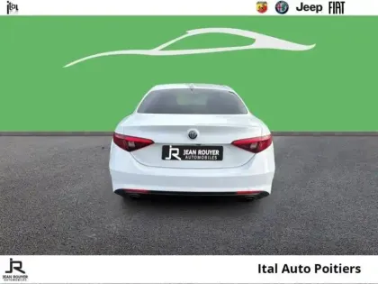 Photo 4 Alfa Romeo Giulia  2.2 JTD 190ch Sprint AT8 MY20