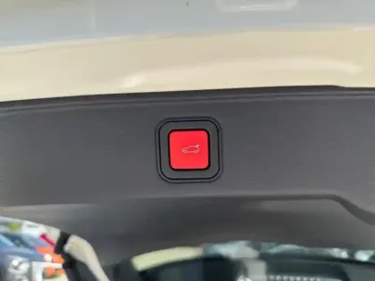 Photo 7 Fiat 600  1.2 Hybrid 100ch La Prima DCT6