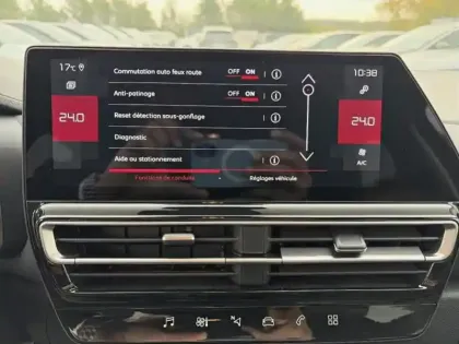 Photo 26 Citroën C5 aircross  1.2 Hybride 136ch MAX boite automatique