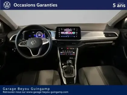 Photo 9 Volkswagen T-roc  1.0 TSI 116ch VW Edition