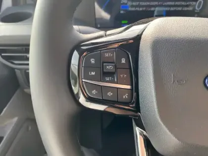 Photo 15 Ford Transit Custom Fg 320 L1H1 Electrique 160 kW 218ch Trend