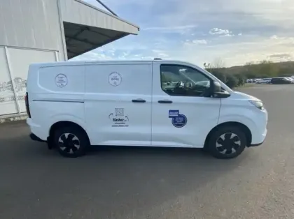 Photo 21 Ford Transit Custom Fg 320 L1H1 Electrique 160 kW 218ch Trend