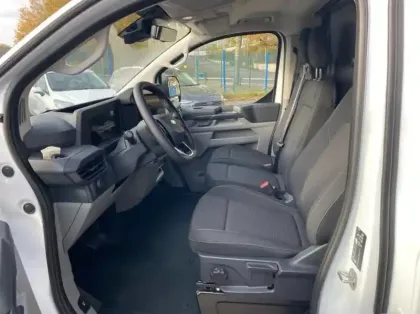 Photo 9 Ford Transit Custom Fg 320 L1H1 Electrique 160 kW 218ch Trend