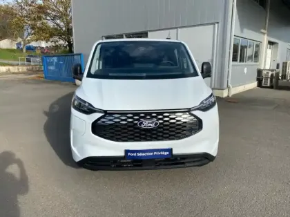 Photo 18 Ford Transit Custom Fg 320 L1H1 Electrique 160 kW 218ch Trend