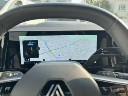 Photo 16 Renault Espace E-Tech hybrid 200 Iconic 5p