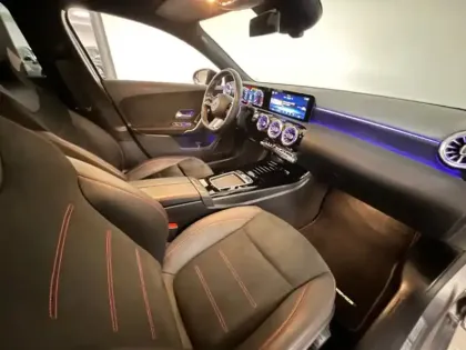 Photo 6 Mercedes Classe A 180 AMG Line