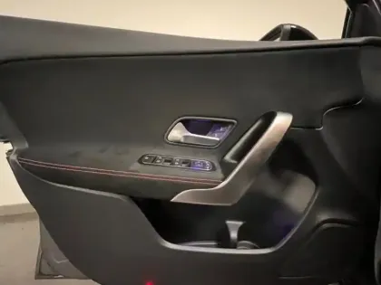 Photo 16 Mercedes Classe A 180 AMG Line