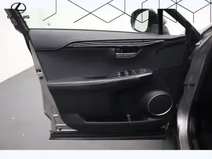 Photo 10 Lexus Nx 300H Business 2WD