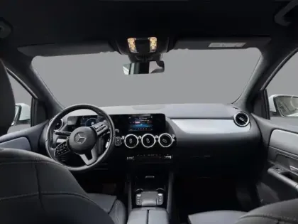 Photo 51 Mercedes Classe B 180 Style Line Edition Pack