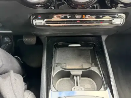 Photo 65 Mercedes Classe B 180 Style Line Edition Pack